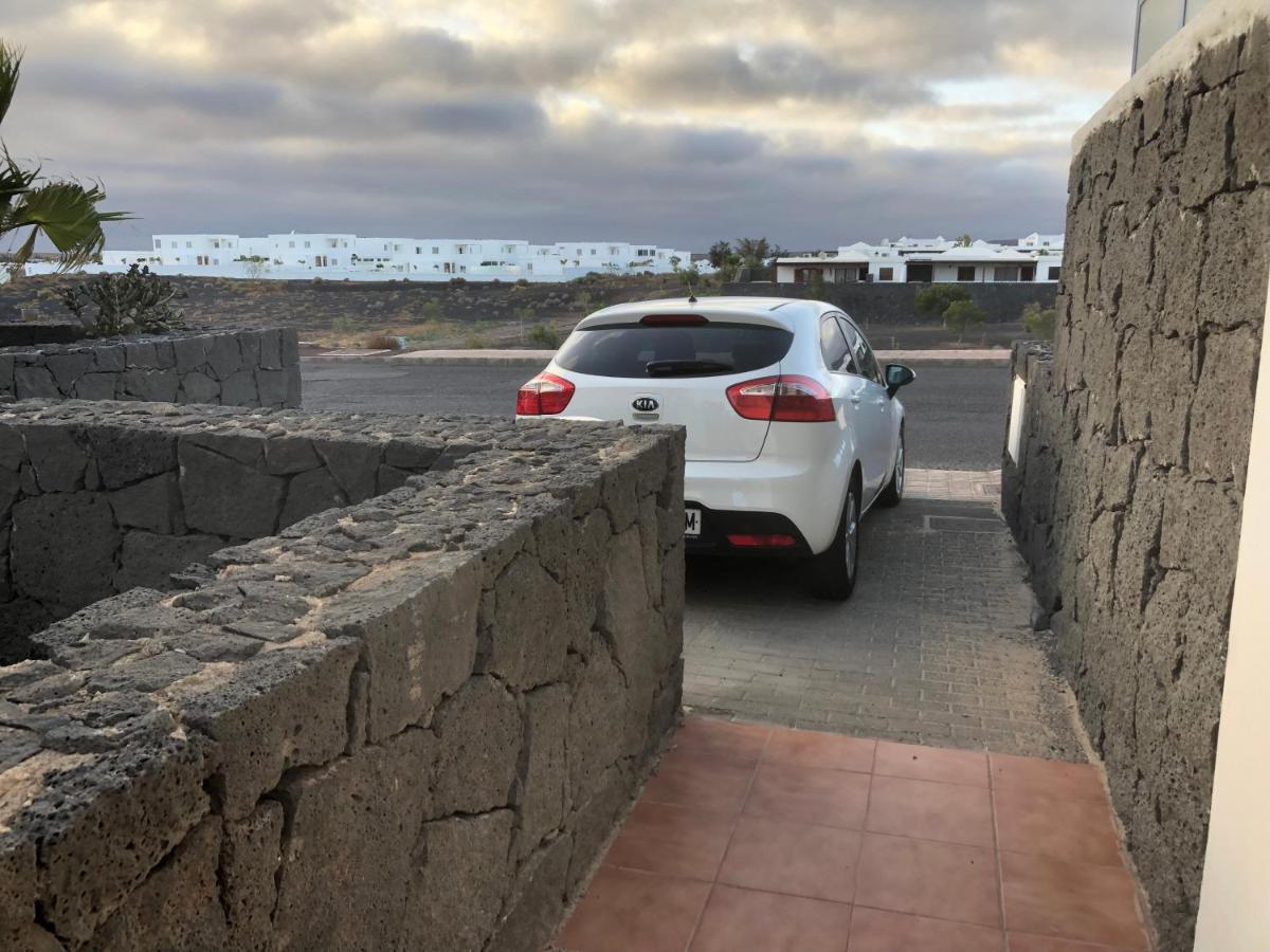 Villa Dompi Con Vistas Al Mar Y A Fuerteventura Плайя-Бланка Екстер'єр фото